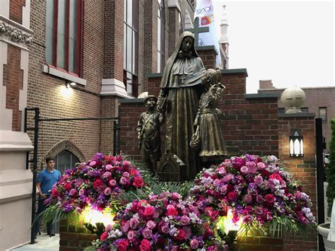 diocese unveils mother cabrini statue in carroll gardens brooklyn paper