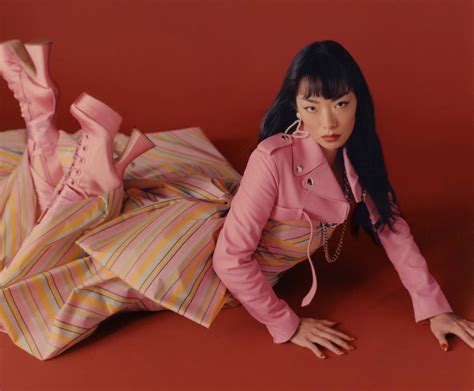 Who Is Rina Sawayama How The Japanese British Artist Became The Pop