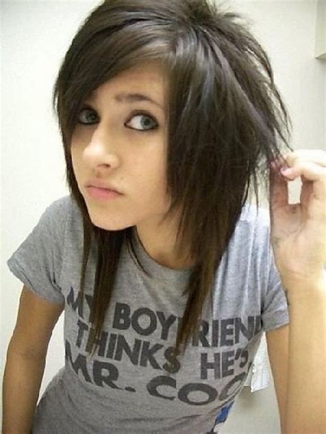 10 Perfect Emo Hair Without Cutting