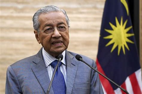 Berikut merupakan sejarah ringkas perdana menteri malaysia dari yang pertama hingga yang terkini tunku abdul rahman adalah perdana menteri malaysia (tanah melayu) yang pertama. Perdana Menteri interim, pertama kali dalam sejarah ...