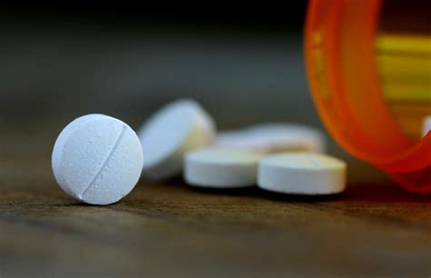 Er Prescriptions Of Powerful Painkillers Rise Study Time