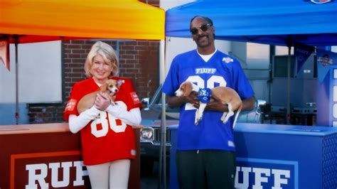 Martha Stewart And Snoop Dogg To Co Host 2021 Puppy Bowl