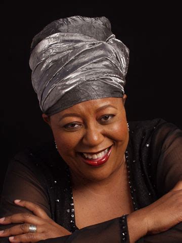 Ascolta sibongile khumalo di sibongile khumalo su deezer. GoXtra News: MAMA SAID SESSIONS: Sibongile Khumalo et al ...