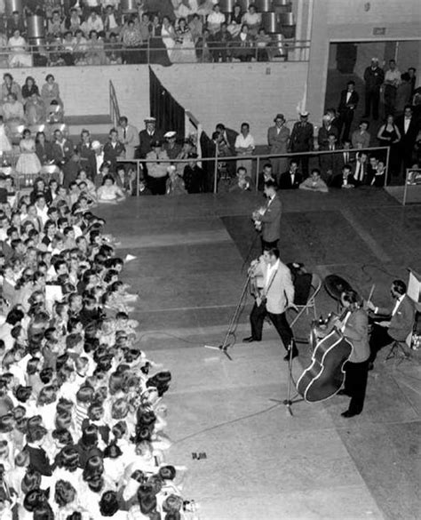 Elvis On Stage In Lacrosse Wisconsin In May 14 1956 Elvis