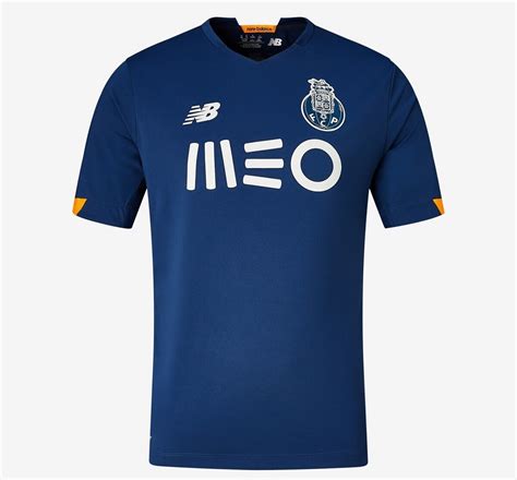 Futebol clube do porto , umumnya dikenal sebagai fc porto atau hanya porto, adalah klub olahraga portugal yang berbasis. Camisa FC Porto 2020-2021 Away - New Balance