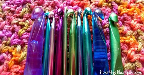 Inline Hooks Vs Tapered Hooks Crochet Knit Stitches Crochet