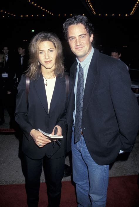 jennifer aniston rejected matthew perry s date before friends