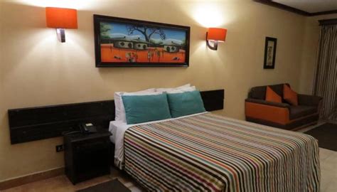 Rooms And Suits Africana Hotel