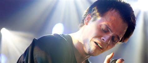 George Clanton performing live