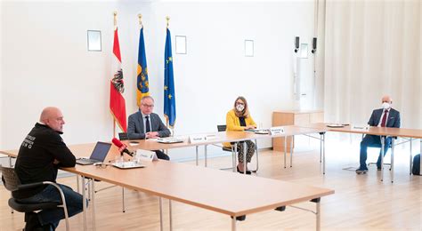 In perfekter verkehrsanbindung nur 5 minuten von der autobahnauffahrt a2/s6 entfernt, können sie hier ihr neues projekt. Corona: Impfanmeldung in Niederösterreich ab 10. Mai für alle