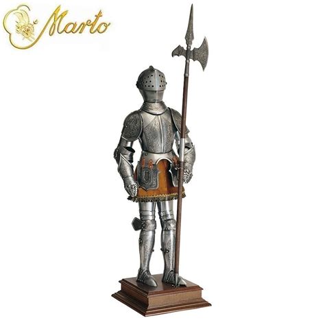 Marto Miniature Royal Knight In Armour With Halberd