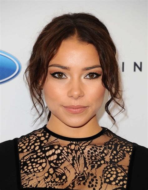 See And Save As Sexy Jessica Parker Kennedy Porn Pict Xhams Gesek Info