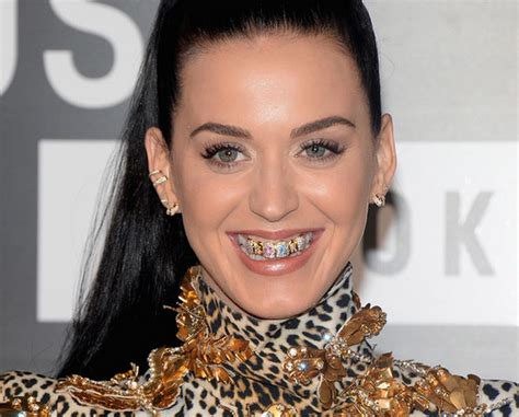 10 Celebrities Wearing Grills Sing Pinterest Grilling And Celebrity