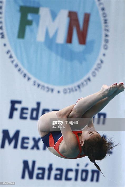 Mexican Diver Paola Espinosa In Action During A National Diving News