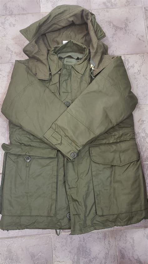 Canadian Army Combat Parka Extreme Cold Regular Medium Army Issue