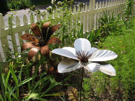 A wide variety of metal outdoor flowers options are available to you, such as pp, pvc, and abs. Metal garden flower sculptures | Metal Works | Pinterest