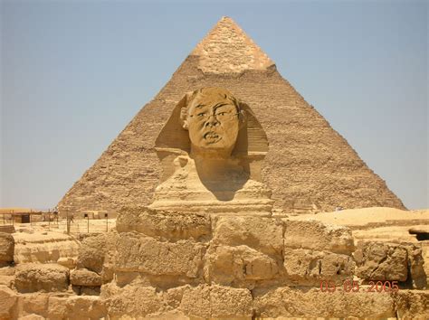 I tried to take a picture of the Great Pyramid. : funny