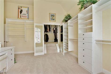 If you've browsed pinterest or various home design blogs, you've likely come across these huge, luxurious closets that look like they are right out of a celebrity mansion. converting room into walk in closet | ... closet - check ...