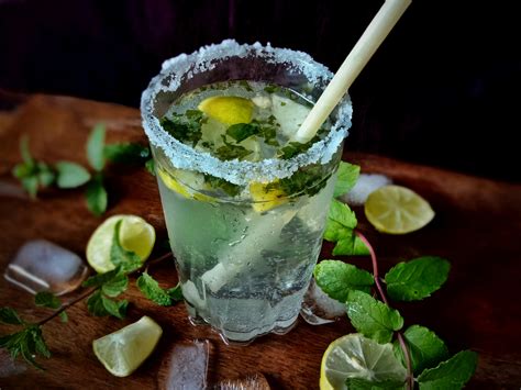 5 Best Mojito Cocktail Recipes For National Mojito Day