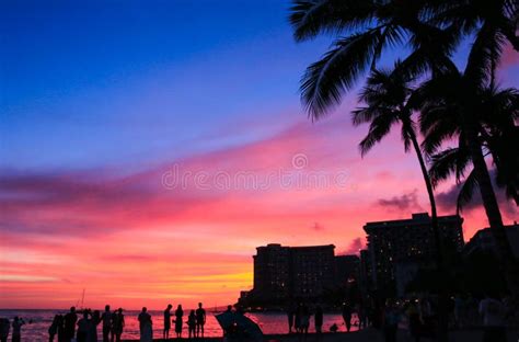 Beautiful Sunset On Waikiki Beach Stock Image Image Of Waikiki
