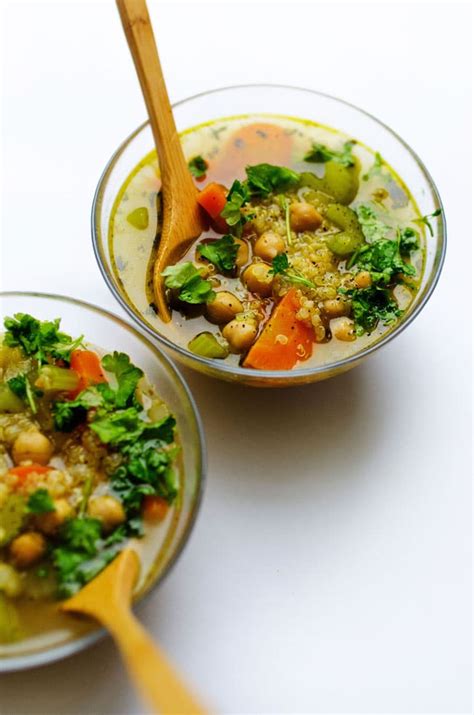 Healthy Quinoa Vegetable Soup W Chickpeas Under 30 Minutes