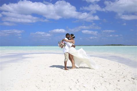 Spectacular Sandbar Weddings In The Bahamas Chic Bahamas Weddings