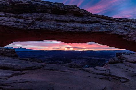 Sunrise Sunrise Mesa Arch Canyonlands National Park Moab Utah 1221