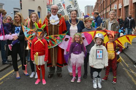 Childrens Parade Opens Brighton Festival Brighton Festival City