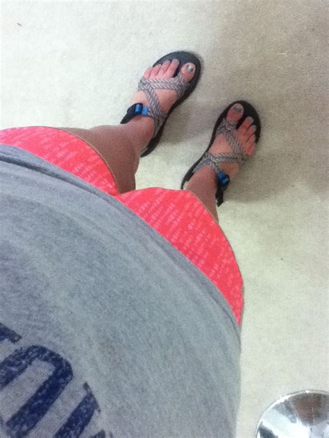 Simple Outfits Are The Greatest Chacos Cute Shorts And A T Shirt