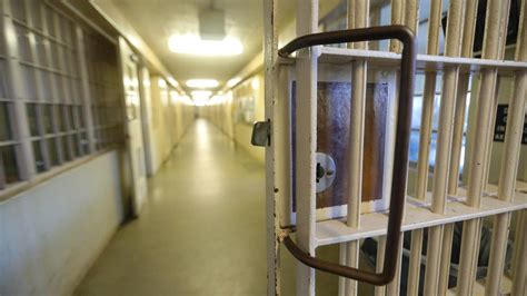 Lawmaker Closing Ca Prisons Could Be Used To House Inmates The