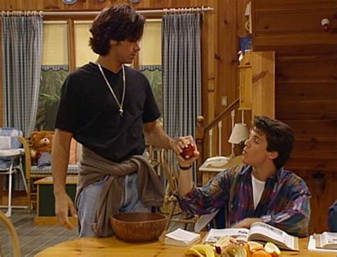 17 Unforgettable Uncle Jesse Outfits From Full House