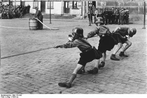 hitler youth slideshow hitler youth the nazi years 1933 1945