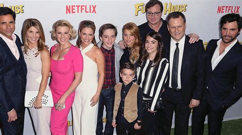 Fuller House Cast Begins Work On Final Season Amid Lori Loughlins