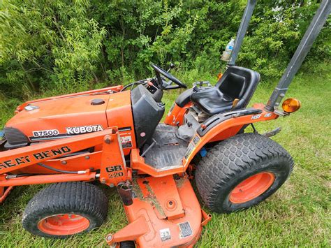 Premium Kubota B7500 Hst 4wd Tractor And Attachments