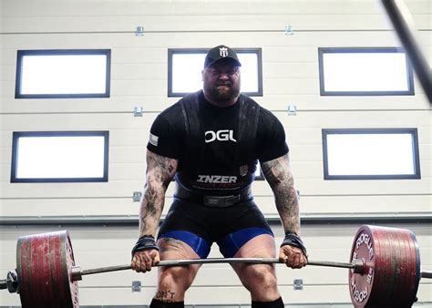 The Mountain From Game Of Thrones Sets New 501 Kg Deadlift Record