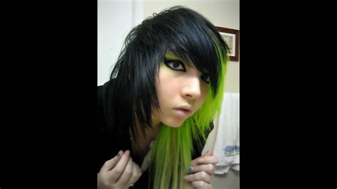 Tutorial Dying Hair Half Green And Black Youtube