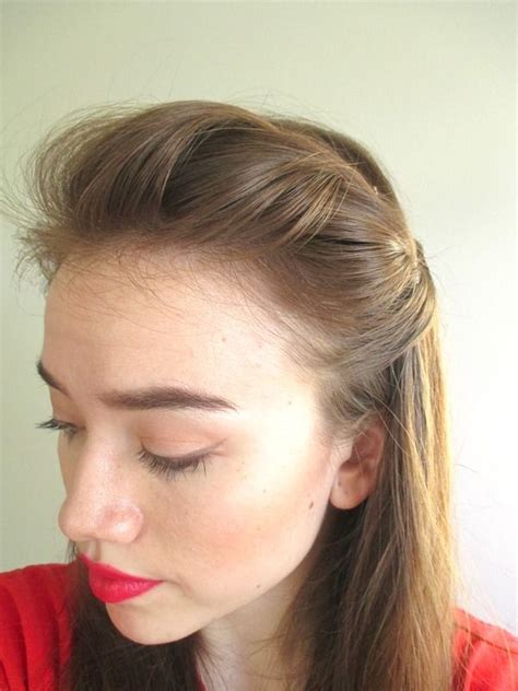 Cute And Easy Bobby Pin Hairstyles Using Fewer Than Bobby Pins Medium Length Hair Styles