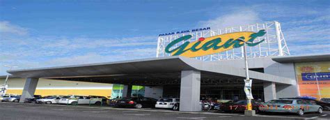 It is located along jalan mayang pasir , at the junction of jalan tengah. Giant Hypermarket Bayan Baru : Apartment For Rent Near ...