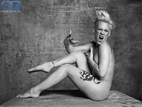 Pink Nacktbilder Vom Playboy Onlyfans Leaks Und Unzensierte Videos Und