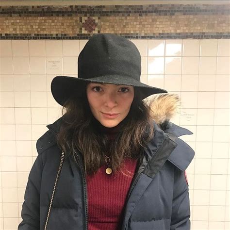 Lorde just teased new music. Lorde announces new single Green Light nearly two years ...