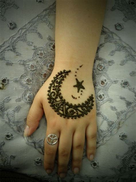 10 Vital Details That You Ought To Know About Henna Tattoo Designs Moon