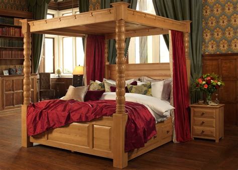 Traditional Four Poster Bed Revival Beds