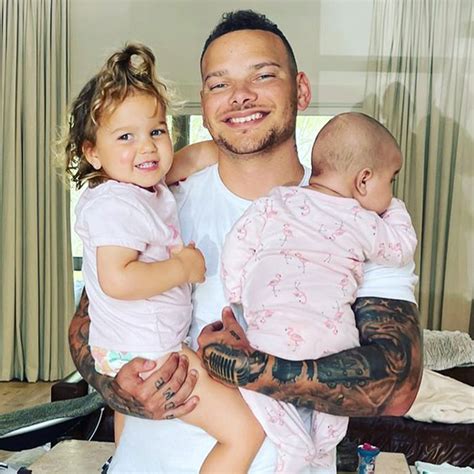 Kane Browns Most Adorable Dad Moments Trendradars