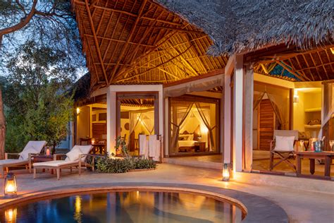 Top 22 Luxury Safari Camps In Kenya Dream Voyage Safaris