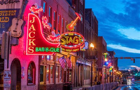 Explore Nashville The Top Things To Do Where To Stay And What To Eat