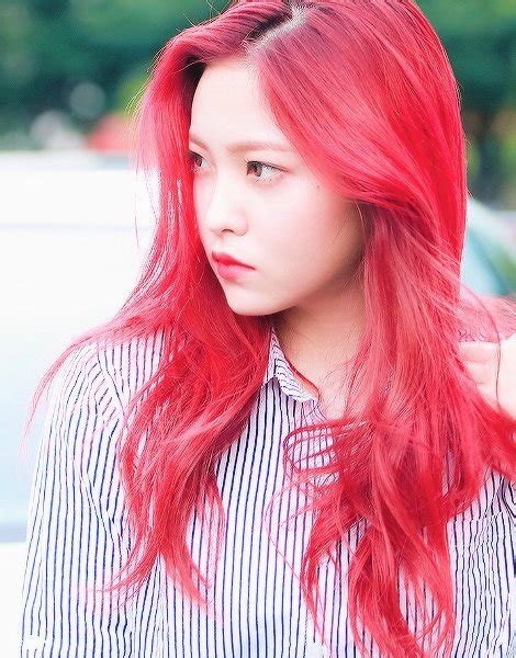 Idols W Hair Colors On Twitter Kim Yerimyeri Red Velvet Red Hair