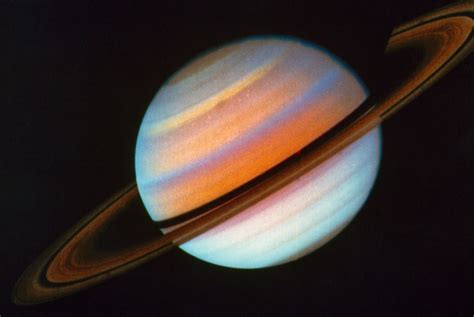 12 Incredible Images Of Saturn