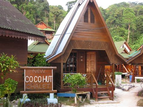 Soggiorna in questo lodge a pulau perhentian kecil. New Cocohut & Cozy Chalets (Pulau Perhentian Besar ...