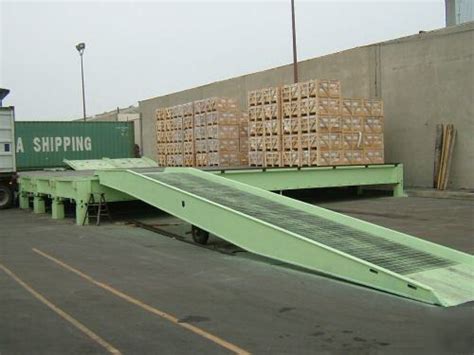 portable loading dock platform forklift ramp