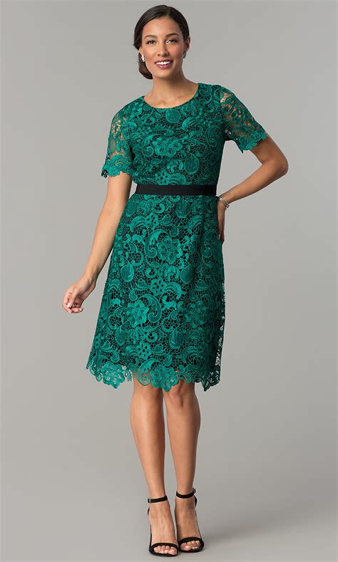 Everyone needs a bit of tea length satin cocktail dresses by js collections in their life. Short Lace Emerald Green Wedding-Guest Party Dress